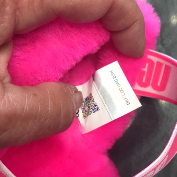 BNWOT UGG OH YEAH - Picture 5 of 7